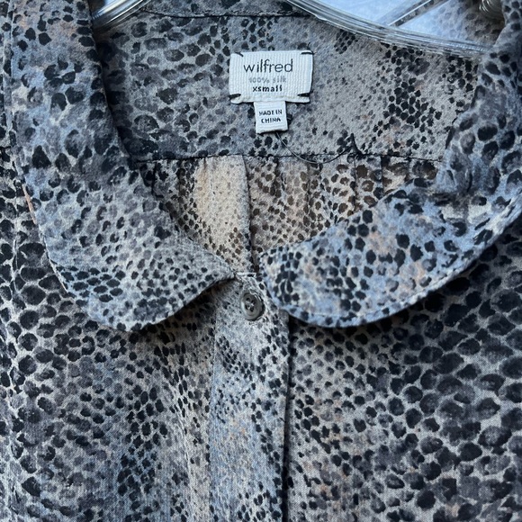 Aritzia “Wilfred” silk sheer animal print blouse like new - Picture 3 of 5
